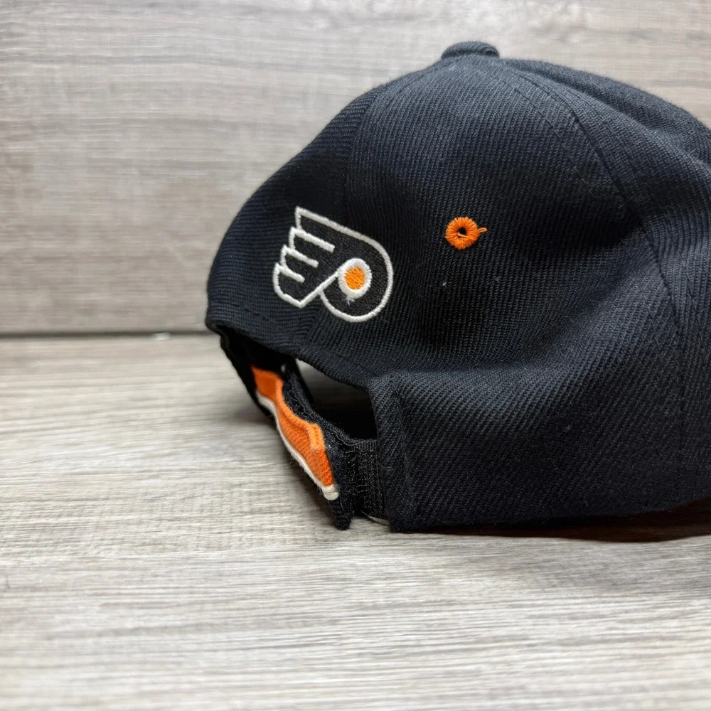 NHL Philadelphia Flyers Hat Mens OSFA Black Orange Center Ice Strapback Cap